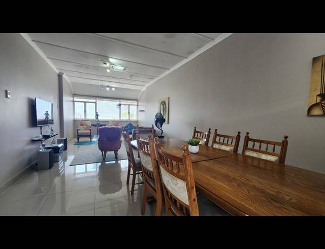 1 BEDROOM APARTMENT FOR SALE IN WINDERMERE